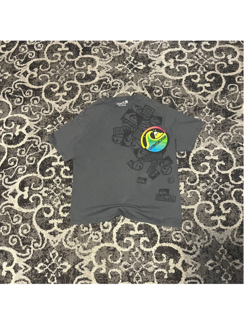 Men's Quiksilver Gray Multicolor Graphic Short Sleeve Tee L